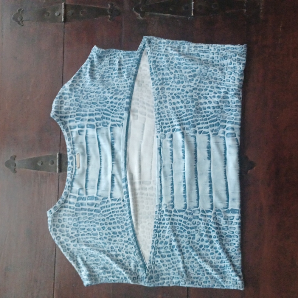 MICHAEL KORS SLEEVELESS ANIMAL PRINT BLUE WHITE 💙 TOP, SIZE MEDIUM - Picture 7 of 8